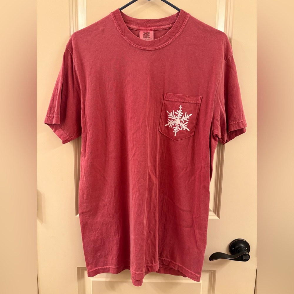 NWOT Red Tee w/ Snowflake Pocket